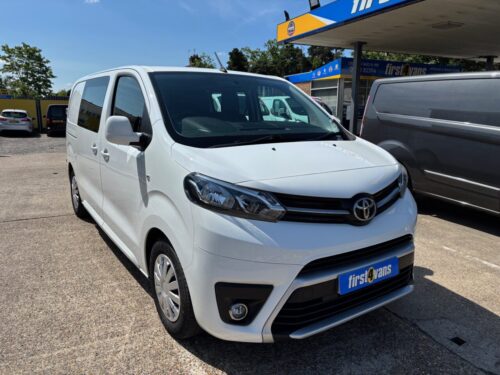 2018/18 TOYOTA PROACE 1.6D COMFORT MWB ** 6 SEATER CREW VAN ** 115 BHP