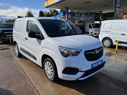2020/20 VAUXHALL COMBO 1.5 2000 SPORTIVE L1 H1 100 BHP  ** SAME DAY DRIVE-AWAY **