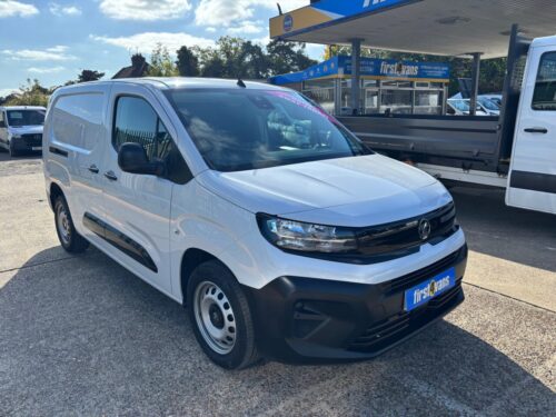 2024/24 VAUXHALL COMBO 1.5 2300 PRIME L2 H1 100 BHP *** SAME-DAY DRIVE AWAY **