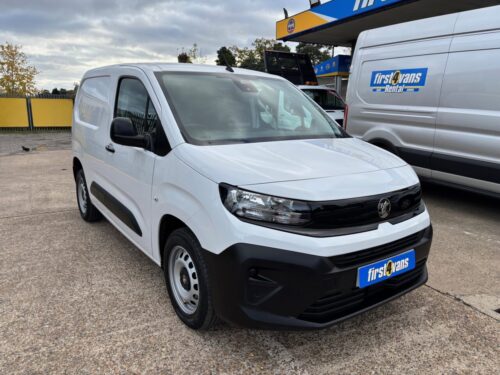2024/24 VAUXHALL COMBO 1.5 2300 PRIME L1 H1 100 BHP *** SAME-DAY DRIVE AWAY **