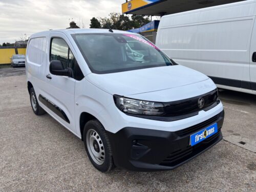 2024/24 VAUXHALL COMBO 1.5 2300 PRIME L1 H1 100 BHP *** SAME-DAY DRIVE AWAY **