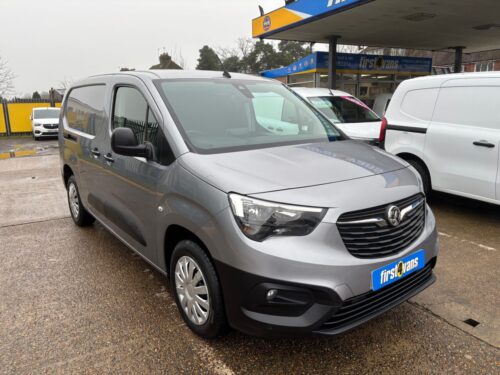 2023/72 VAUXHALL COMBO 1.5 2300 PRIME L2 H1 100 BHP *** SAME-DAY DRIVE AWAY **