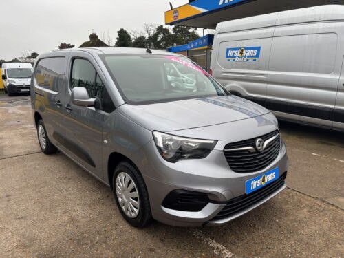 2019/19 VAUXHALL COMBO 1.6 2300 SPORTIVE L2 H1 100 BHP  ** SAME DAY DRIVE-AWAY **