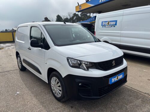 2021/70 PEUGEOT PARTNER L1 1.5 BLUEHDI PROFESSIONAL 1000 ** VERY LOW MILEAGE **