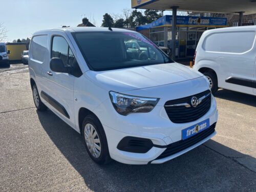2020/70 VAUXHALL COMBO 1.5 2300 SPORTIVE L1 H1 100 BHP  ** GREAT SPEC **