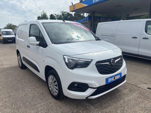 2021/70 VAUXHALL COMBO 1.5 2300 SPORTIVE L1 100 BHP ** SAME DAY DRIVE-AWAY **